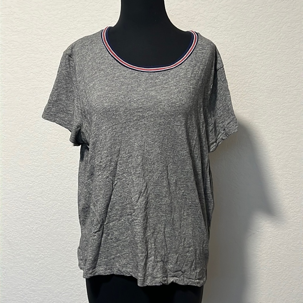 Madewell gray basic scoop neck t shirt